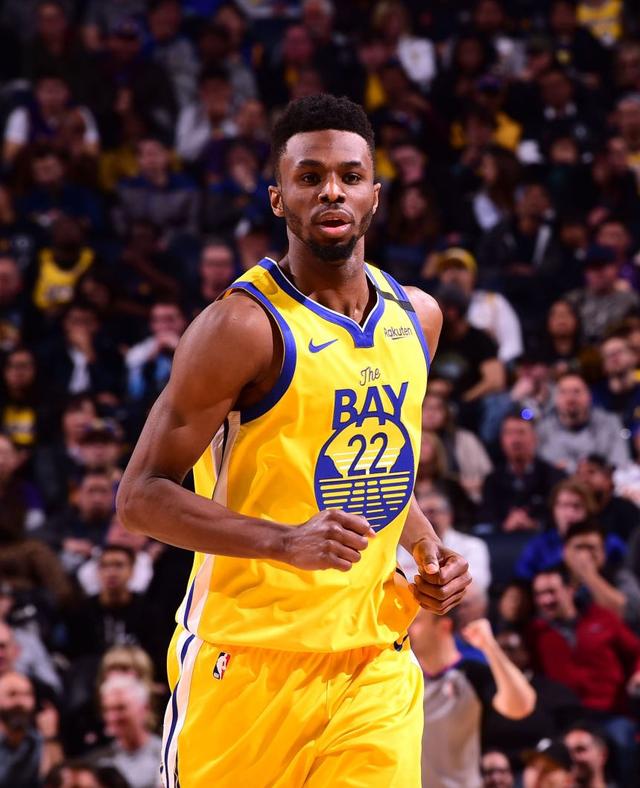 蒙雷亚尔：伊萨克转会完成太晚导致季前准备不足，影响了体能（蒙雷亚尔称伊萨克转会拖延致季前备战不足，体能状态受影响）