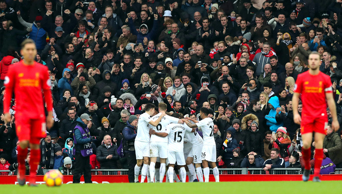 世界杯小组赛12支种子队确定：东道主美加墨+世界前9（世界杯小组赛12个种子席位敲定：美加墨东道主+世界前九）