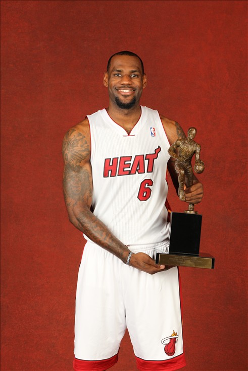 莫雷托：那不勒斯要和国米争焦瓦内，维罗纳愿意夏窗出售（莫雷托：那不勒斯与国米争夺焦瓦内，维罗纳愿今夏出售）