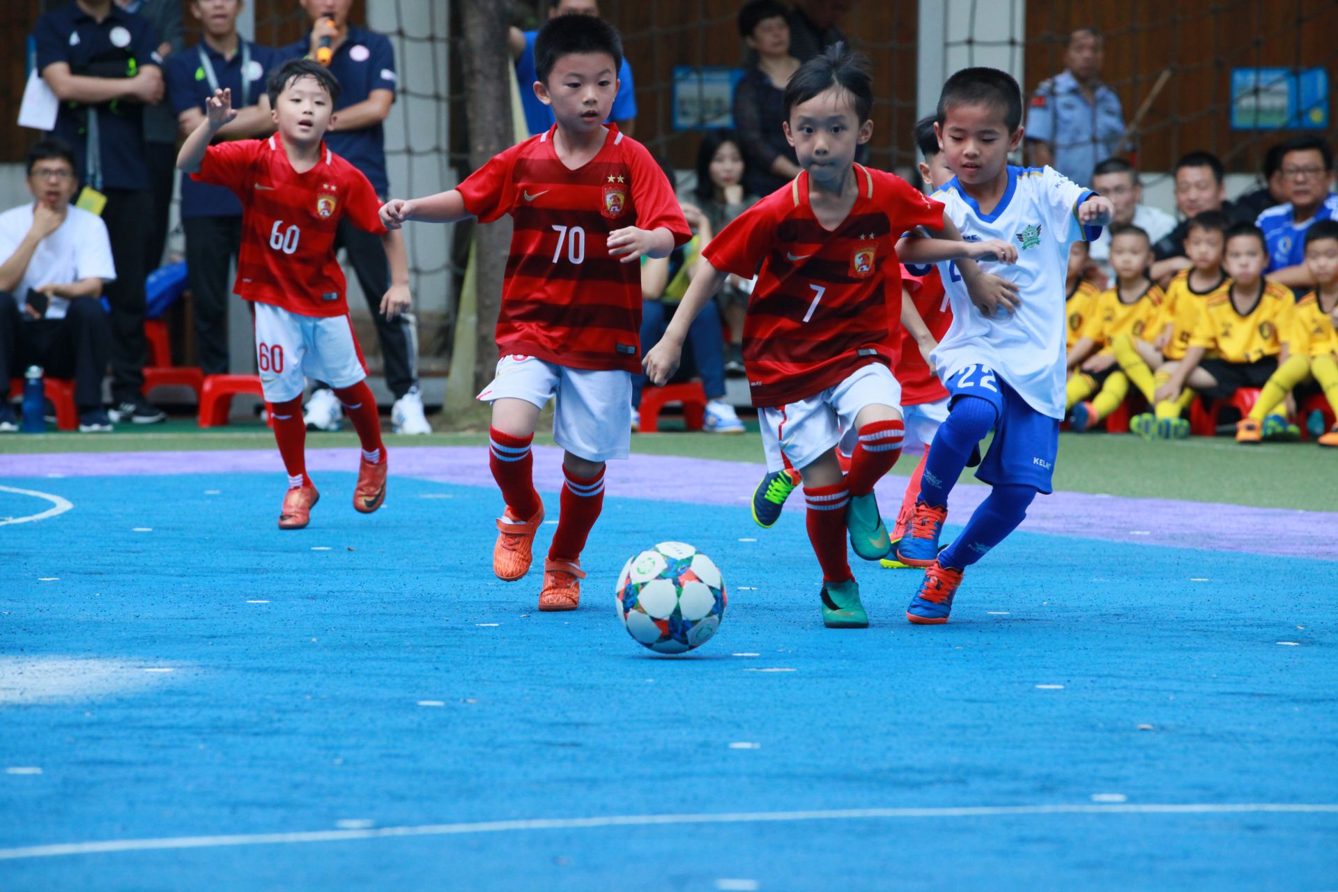 瑞士大名单：阿坎吉领衔，扎卡、科贝尔、恩多耶、R罗在列（瑞士公布大名单：阿坎吉领衔，扎卡、科贝尔、恩多耶、R罗入选）