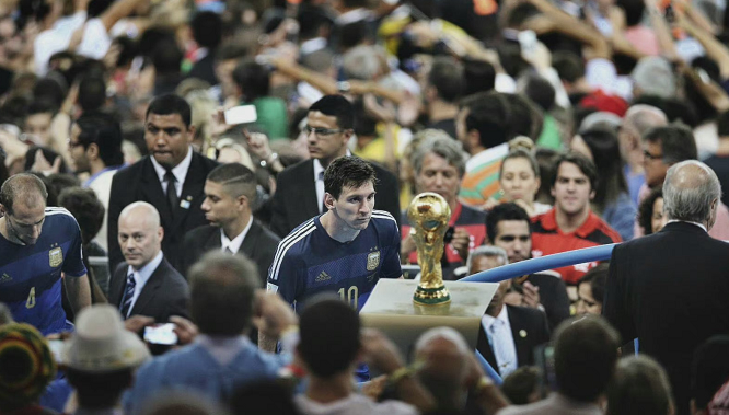 赛季新低！亚历山大全场仅22分，三分球失准仅6中1（亚历山大手感低迷：仅22分，三分6投1中，创本季新低）