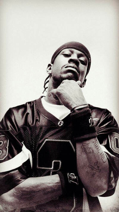 勇士伤病：霍福德&斯潘塞无缘出战太阳，其他球员皆可出战（勇士伤情更新：霍福德与斯潘塞缺阵战太阳，其余球员均可出战）