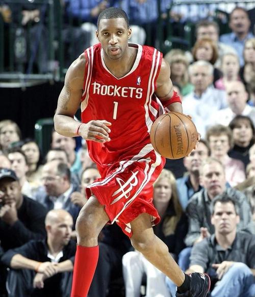 欧冠积分榜分析：各队晋级形势紧张,（欧冠积分榜解读：出线竞争趋于白热化）