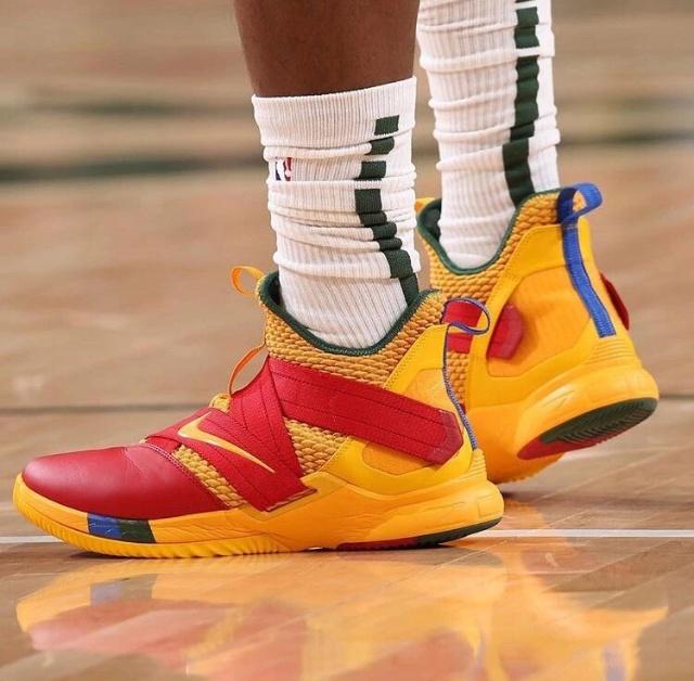 淇圣锐评亚马尔谈恋爱（淇圣犀利点评亚马尔恋情）