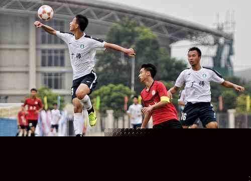 马卡：39岁亚马尔父亲疑似与23岁女友订婚，她仅比亚马尔大5岁（马卡：传39岁亚马尔父亲与23岁女友订婚，女方仅比亚马尔大5岁）