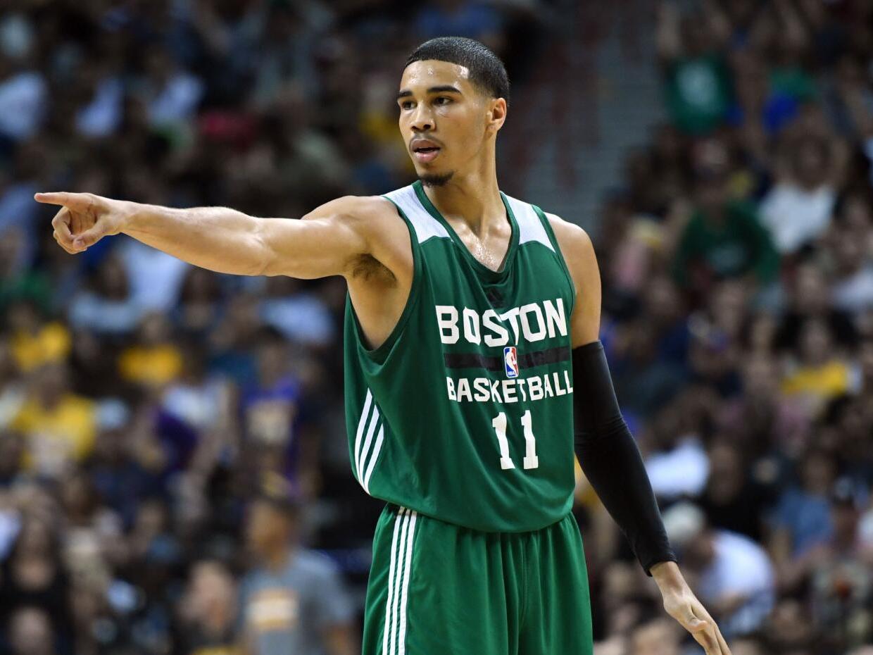 阿方索-戴维斯：复出的感觉太棒了，我满脸笑容（阿方索-戴维斯：重返赛场太爽了，脸上挂满笑容）