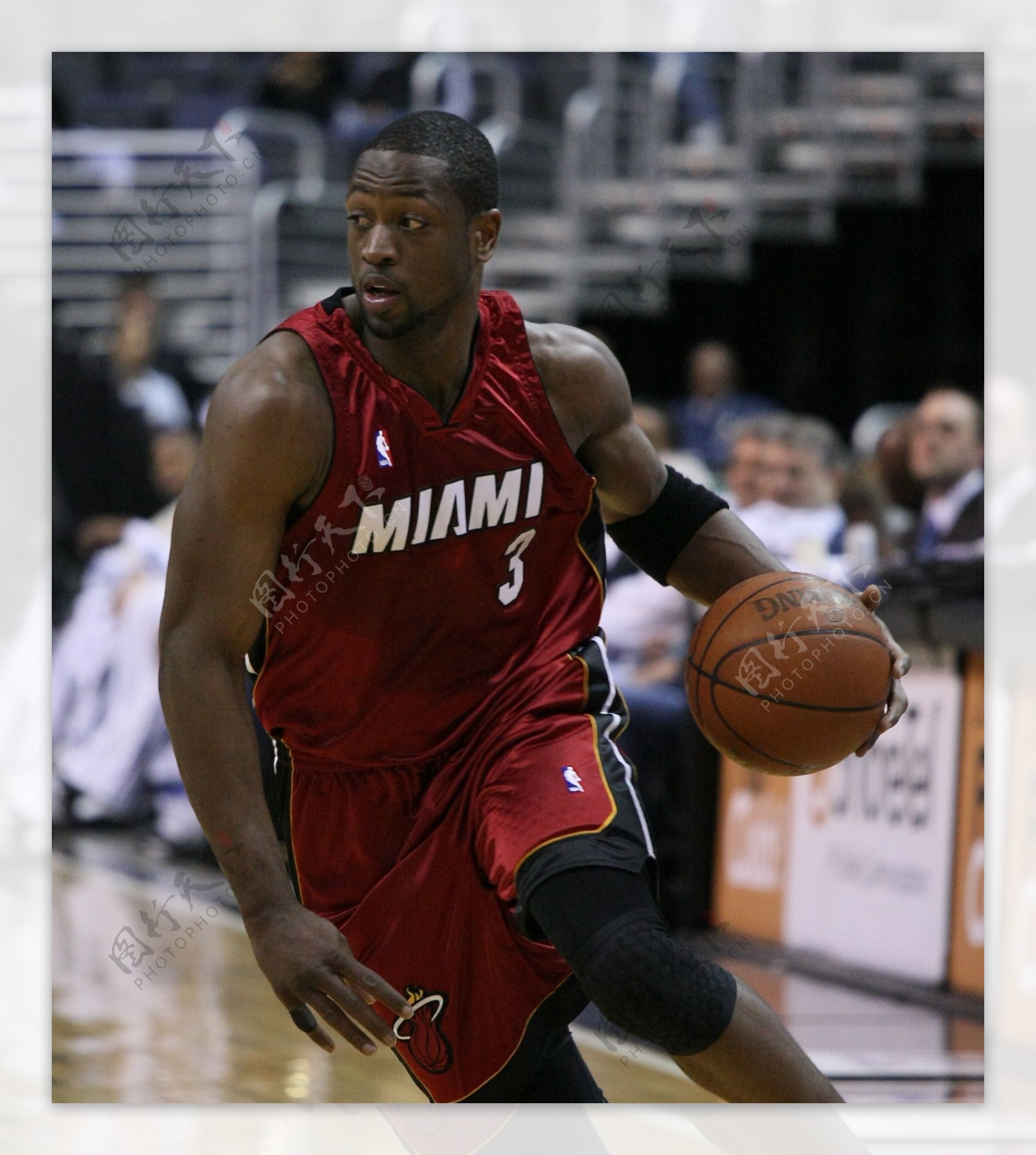 湖人28场用16套首发阵容，联盟第二多（湖人前28场已动用16套首发，联盟第2多）