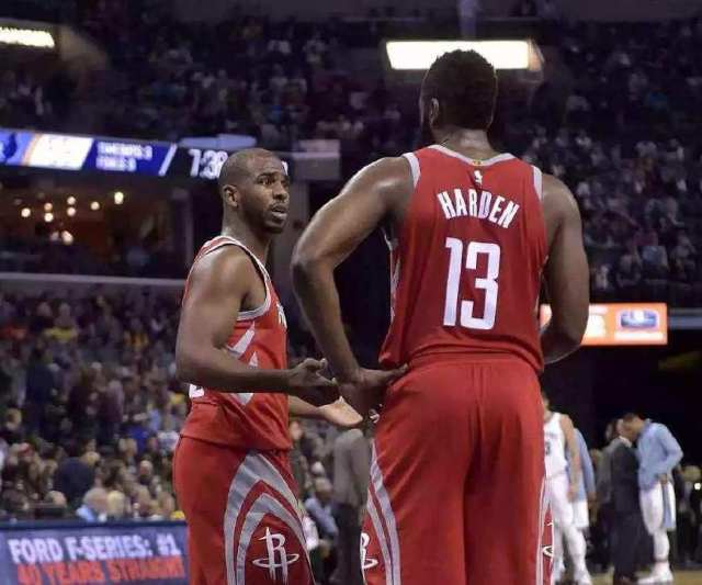 那不勒斯进攻火力惊人（那不勒斯锋线火力全开）