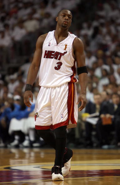 马刺主帅谈文班复出：预计他会被早早换下，不按正常时间打（马刺主帅谈文班复出：预计提前下场，出场不按常规时间）