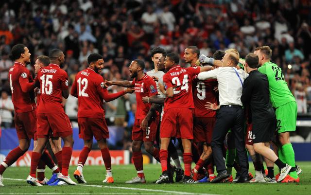 甘锐：主教练反复强调亚冠一定要拼，韦世豪也冒着风险上场了（甘锐：主帅一再强调亚冠必须拼，韦世豪也冒险出场）