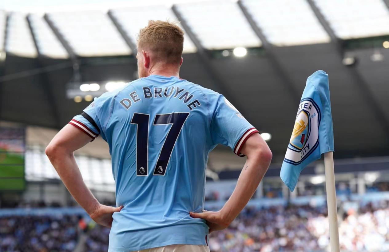 每体：拜仁等队开始竞争哈姆扎，但球员希望加盟巴萨（每体：拜仁等队加入哈姆扎争夺战，球员更倾向加盟巴萨）