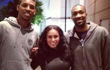 小麦惊天倒钩 苏格兰4-2丹麦晋级世界杯（小麦倒挂金钩，苏格兰4-2击败丹麦晋级世界杯）