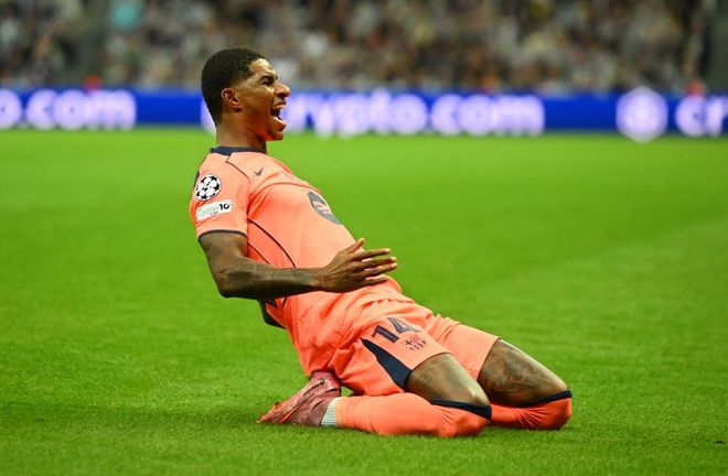 里贝里：“就我个人而言，我认为我和罗本在某些时候...（里贝里：从个人角度看，我与罗本在一些时段并非总是合拍）