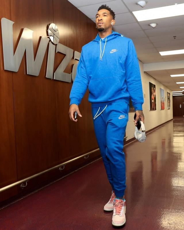 威少疯狂打铁，却完成续命之旅（威少手感低迷，仍上演续命之战）