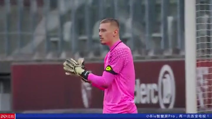 高清：英超利物浦遭绝平3-3 萨拉赫枯坐替补席（高清：英超3-3惊魂，利物浦遭读秒扳平 萨拉赫全场未登场）