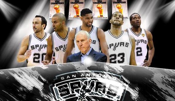 中场核心破门后致敬球迷，感人一幕（中场大将建功后向球迷致意，暖心一刻）